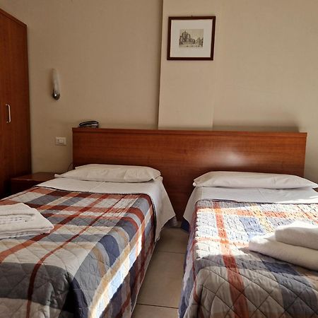 Hotel Bonola Мілан Екстер'єр фото